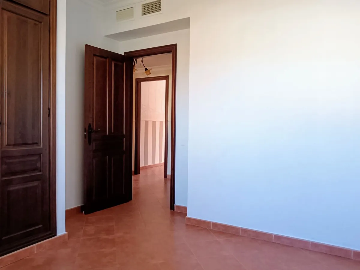 f69c6733-b644-4884-8442-de395e0e2b58