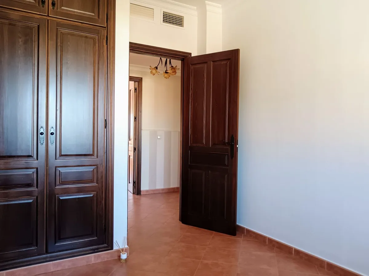 f73a365b-9e27-4112-af68-e090861a0e43