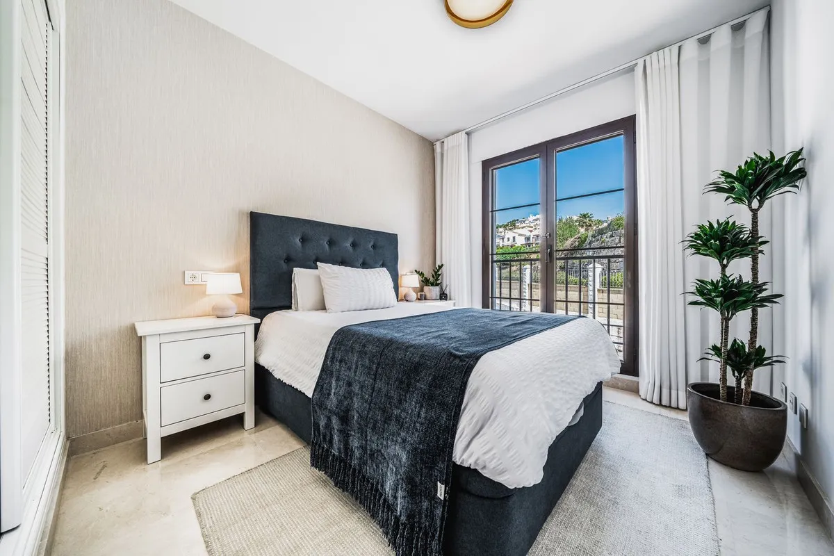 377d9270-974d-44bd-b688-55cb77682b09