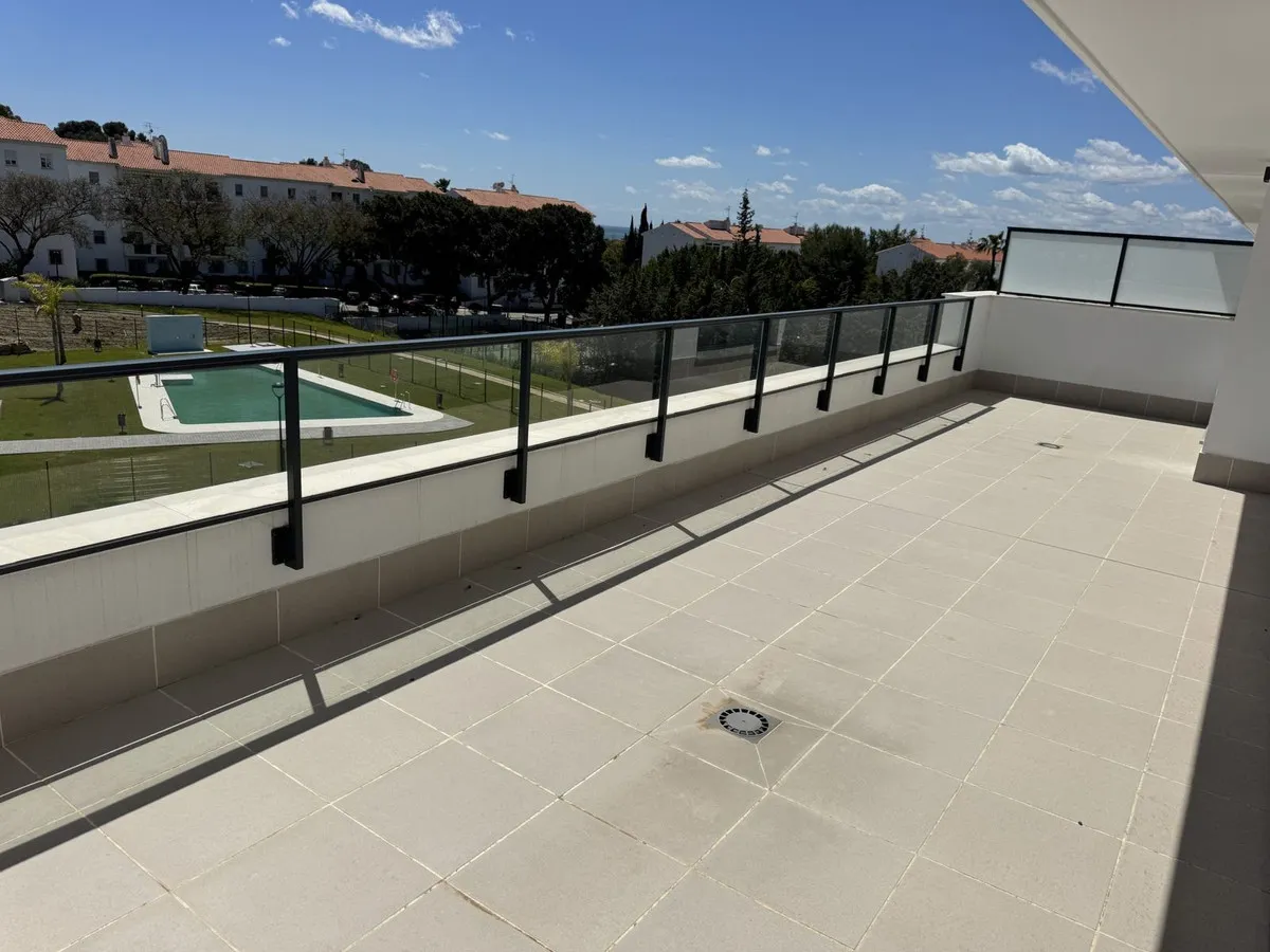 205e624f-5d63-4ce4-b081-dcd8328a2135