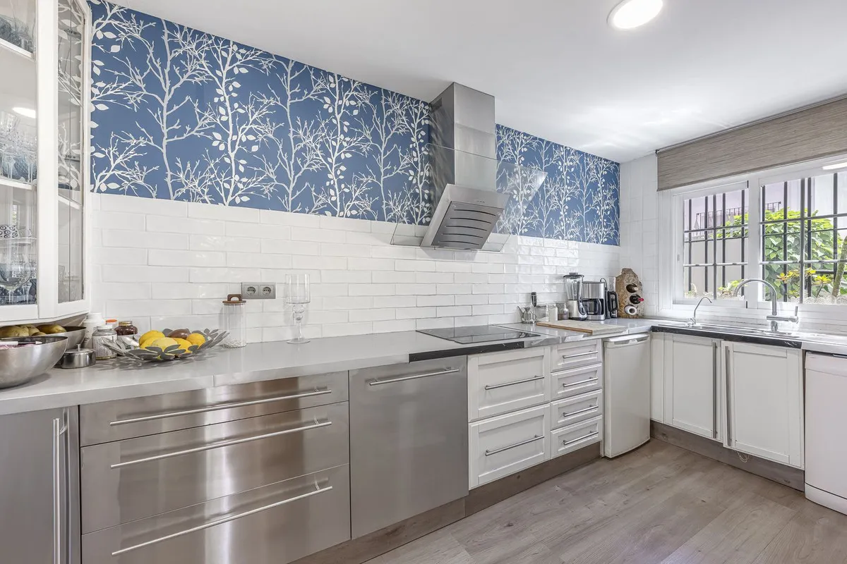 54b5f36c-4ae2-445b-8adb-6b9aa9d0e430