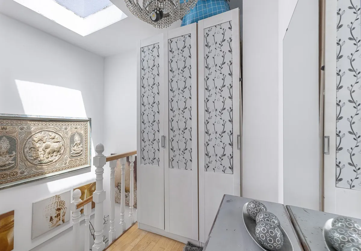 61d528a5-d126-48fb-81a8-d83694785657