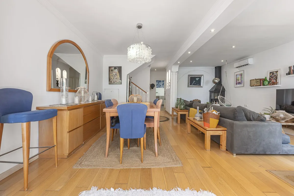 6a02389d-4460-4a9d-98c2-3815d453f06e