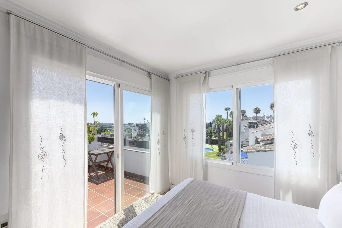 c0a84059-0672-4900-a22f-76c39b15da7a