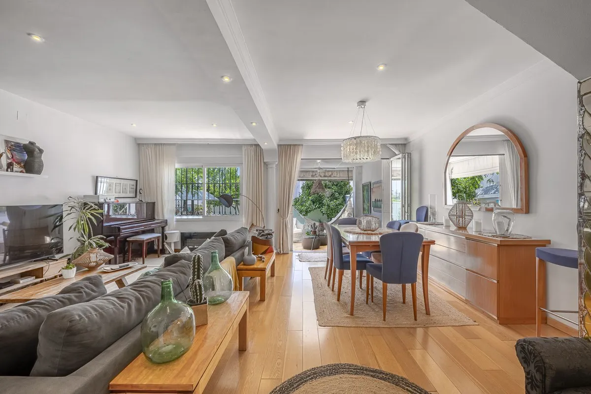 dc9abc3a-0753-4cef-86f4-ff159fa26098