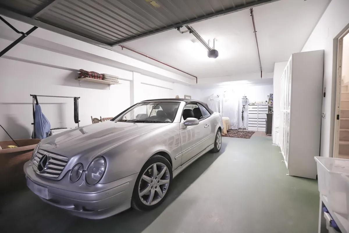 a0b4233a-43d5-4c09-9ddf-387aad607afa