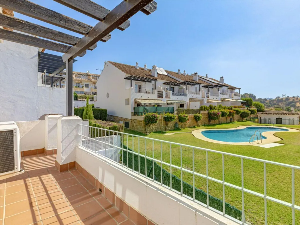 055f857d-4bb5-4665-8b7f-883b98a24fa6