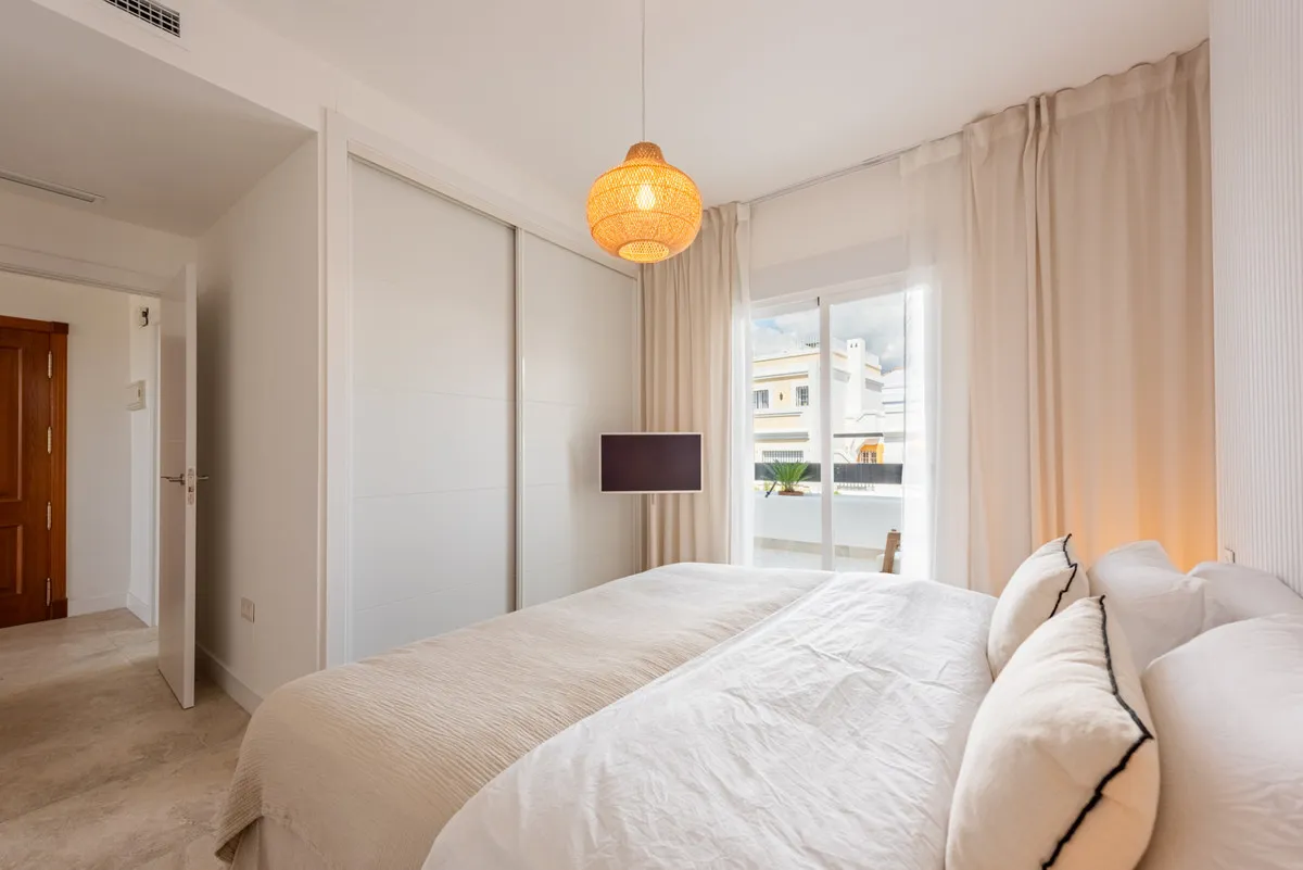 0a73dd30-ba17-4e43-a5e5-94074fef4198