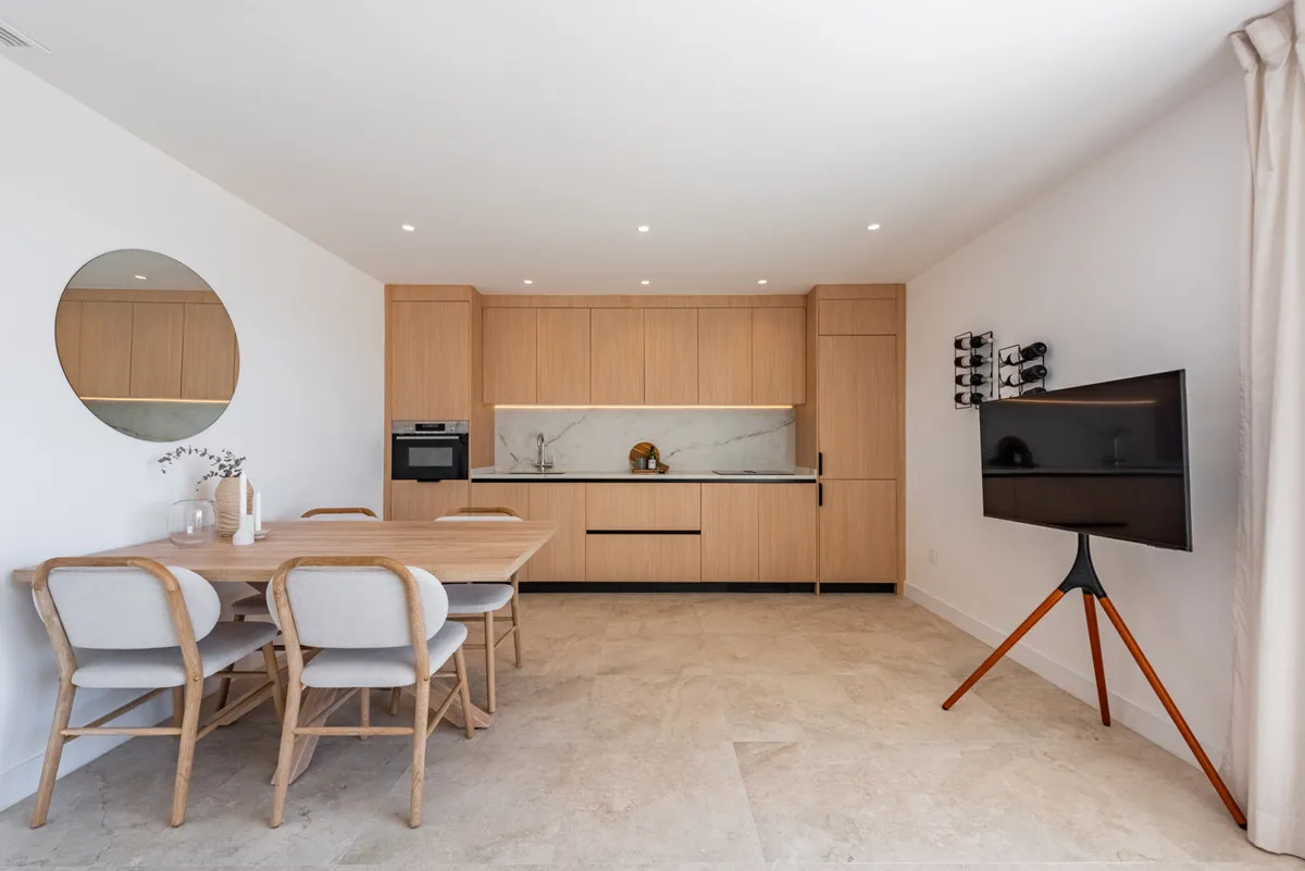 27c288f6-02da-44ce-8a70-296c392e2749