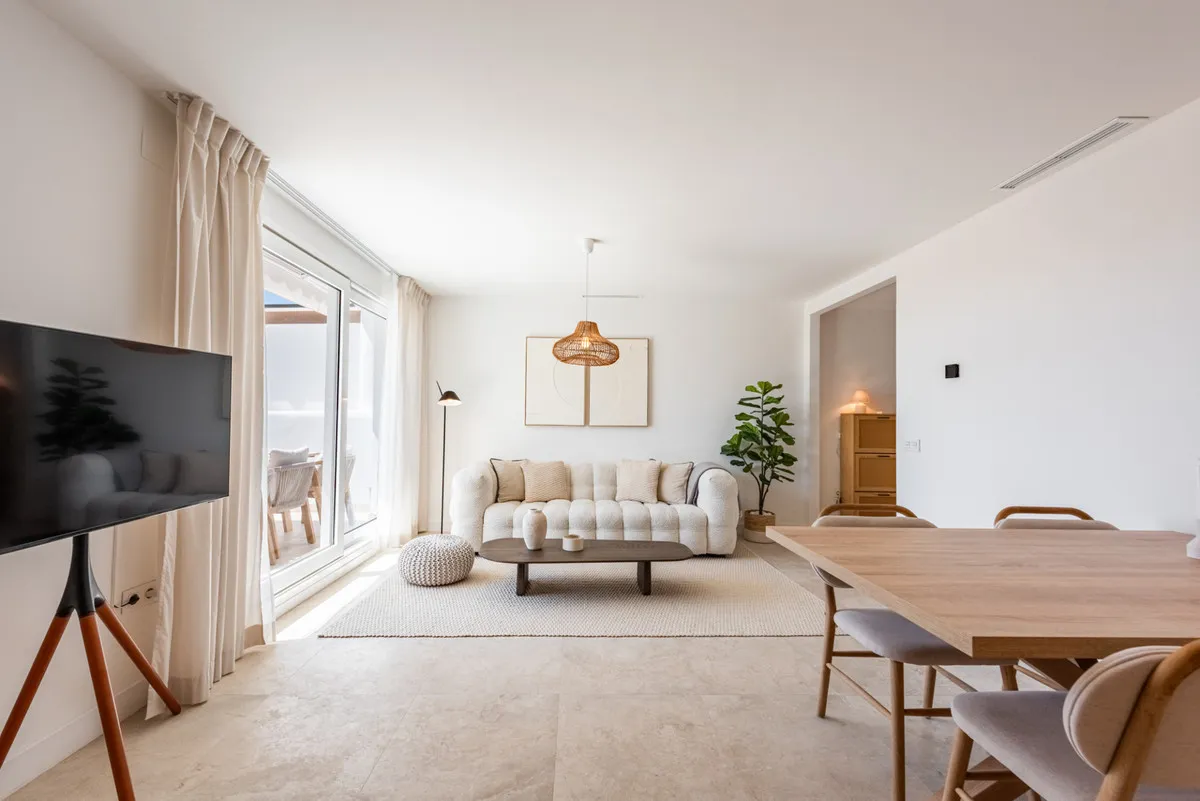 9e031ff0-462d-4449-babf-bb1b63db9917