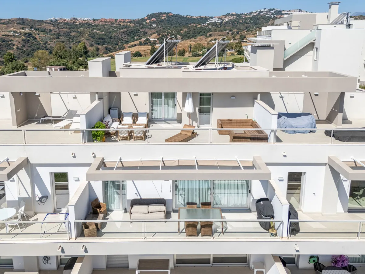 55cf2aa2-79a3-460f-bc8a-2c24d8ced635