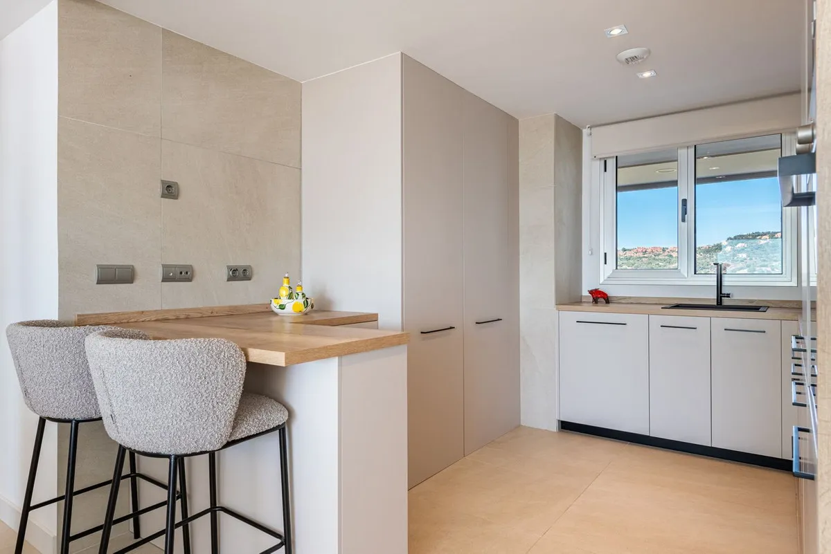 ad861165-dda8-4d1e-907e-a090c7ef1a68