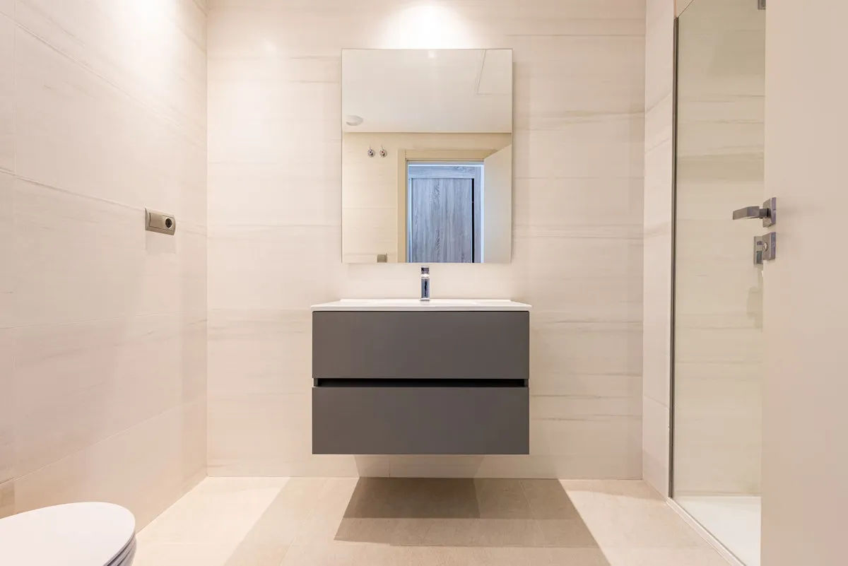 f0b9ee9b-61ef-42b4-a2fd-4341a3435d9e