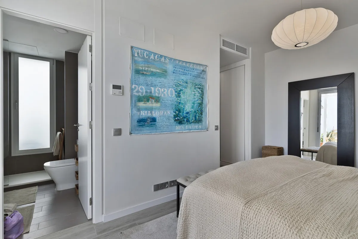 a357c3f7-f574-4de2-ae35-46cf6a69b905