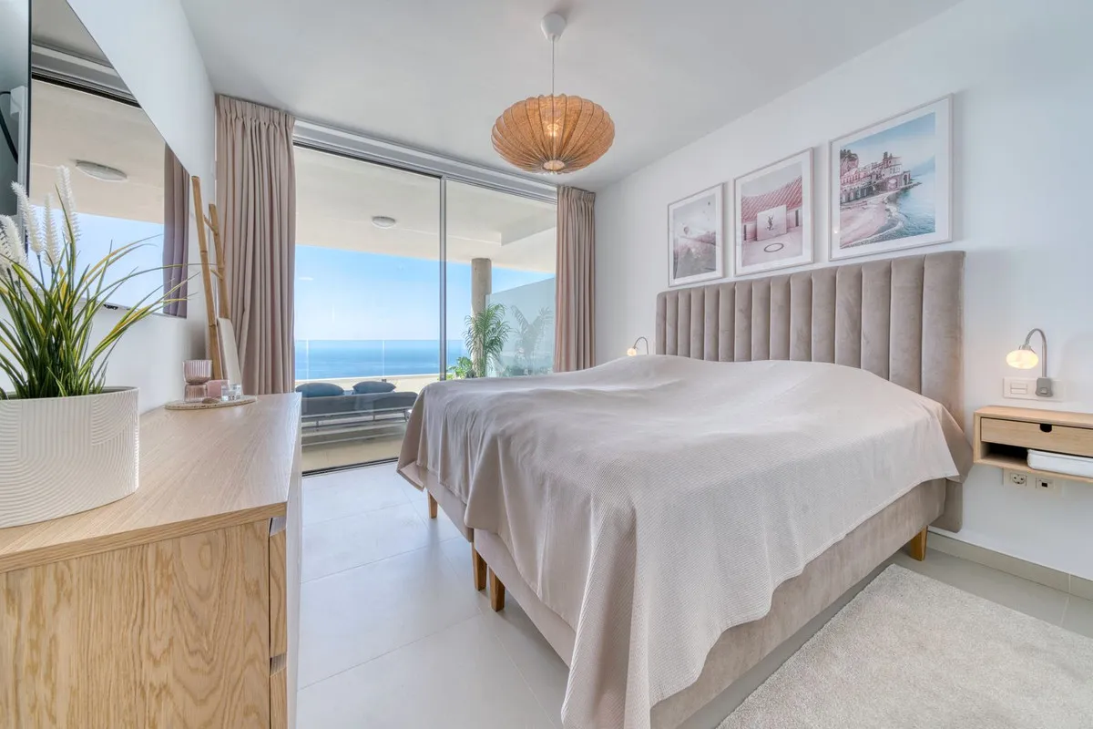 779e9a46-b861-4152-8b69-9006468b9a7d