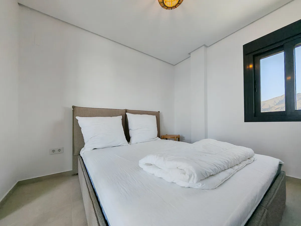 8168e073-1bfd-4797-93dc-93b6eb32d04c