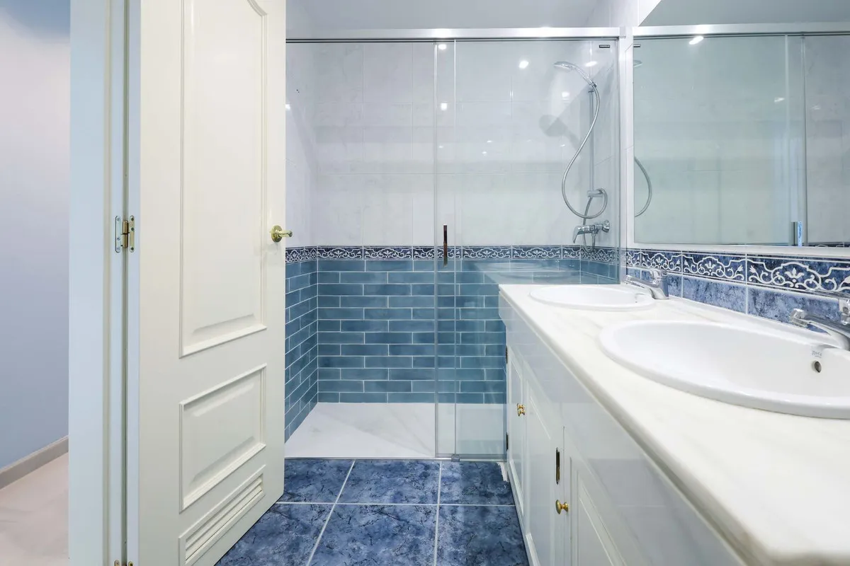 fe3074b4-02f5-4291-9f03-235330cf6d96