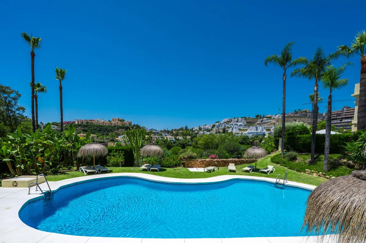 7e8dc9ab-594d-4933-b40f-a7675daae61a