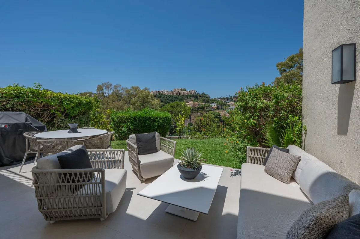 8620ccf2-b7a8-40e7-9391-6f9aeaaeeef3