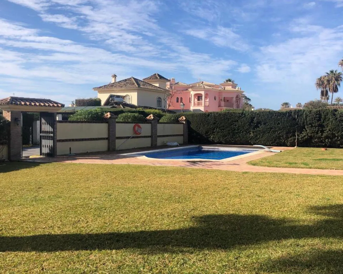 4e41e50d-d974-4051-a896-782d929da5d4