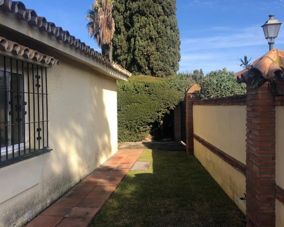 dd218f6f-e548-4391-ac48-8aa6863438b5