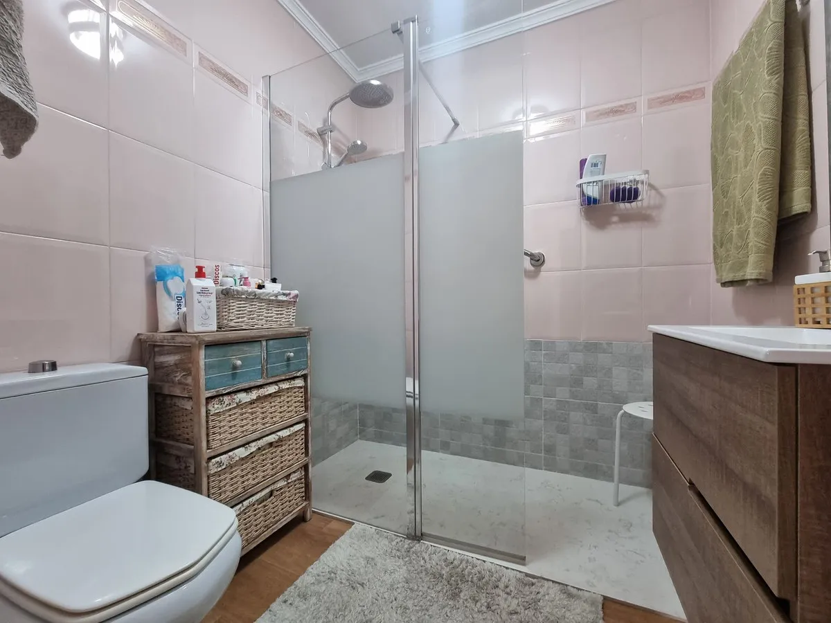 e54d366f-bd24-4ffd-8099-58c89b5b726d