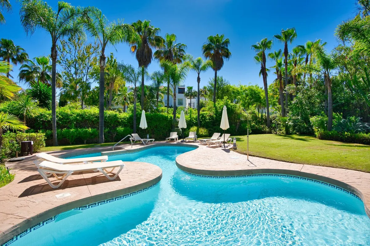 4b9e395f-f8e7-49fc-821f-0536d4163abf