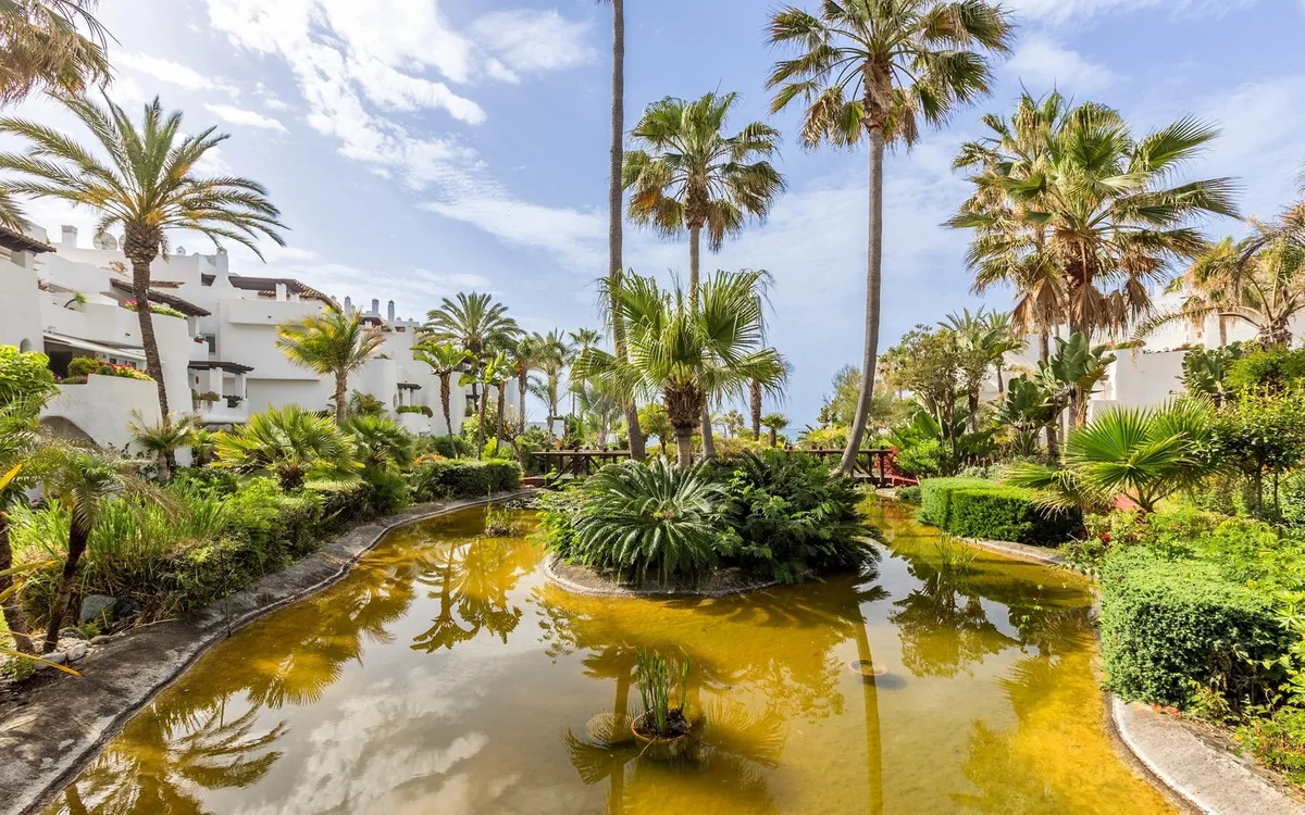 d40e78b2-0540-4bdf-b080-c1688566d28d