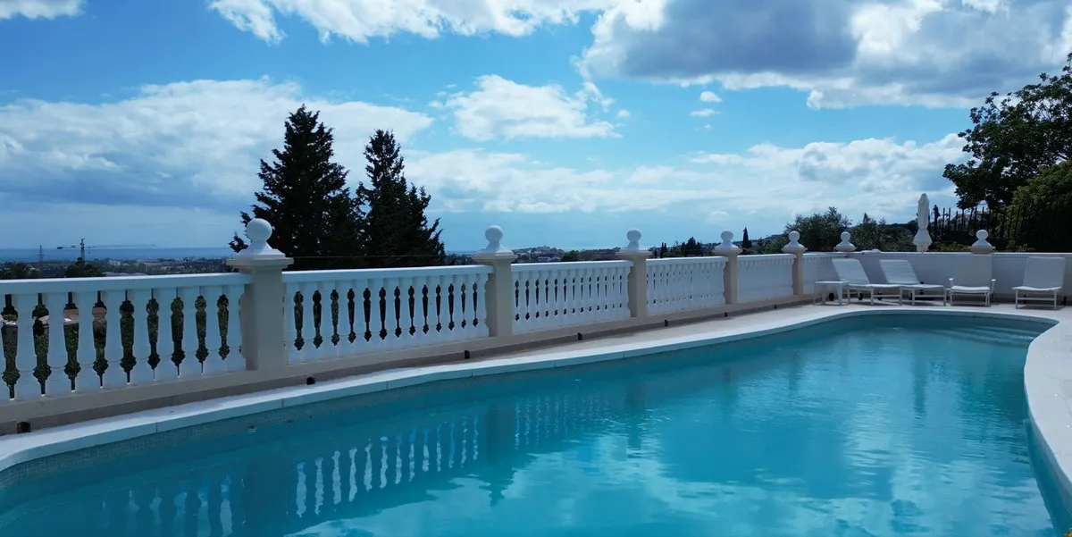 02dfad93-4215-4443-a3d2-6703345e36d1