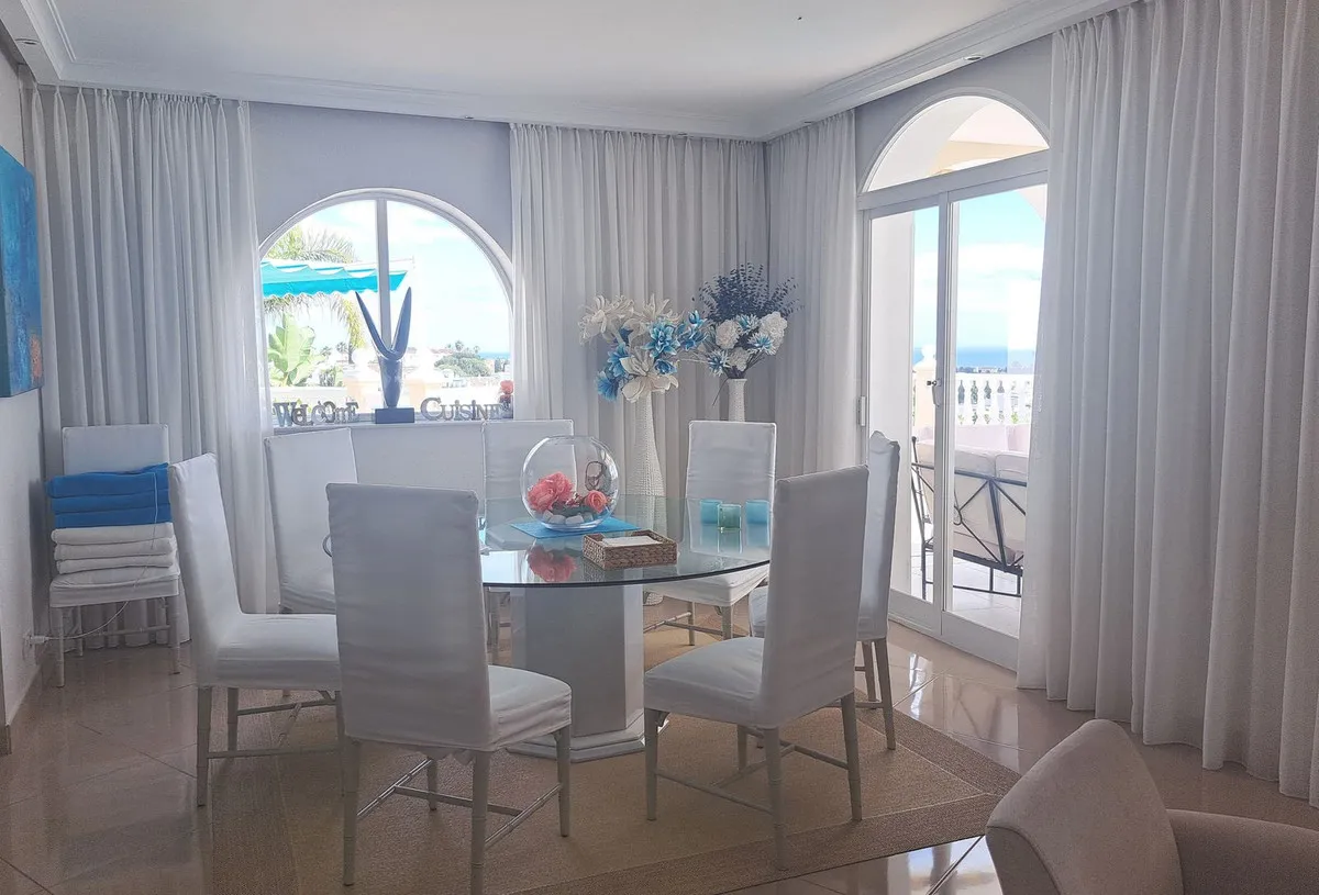 b8b49431-dca4-4b19-b95d-3bc46dc5ad90