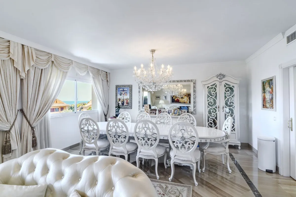 07f20751-9cc8-4c04-8d2f-4450217493c3