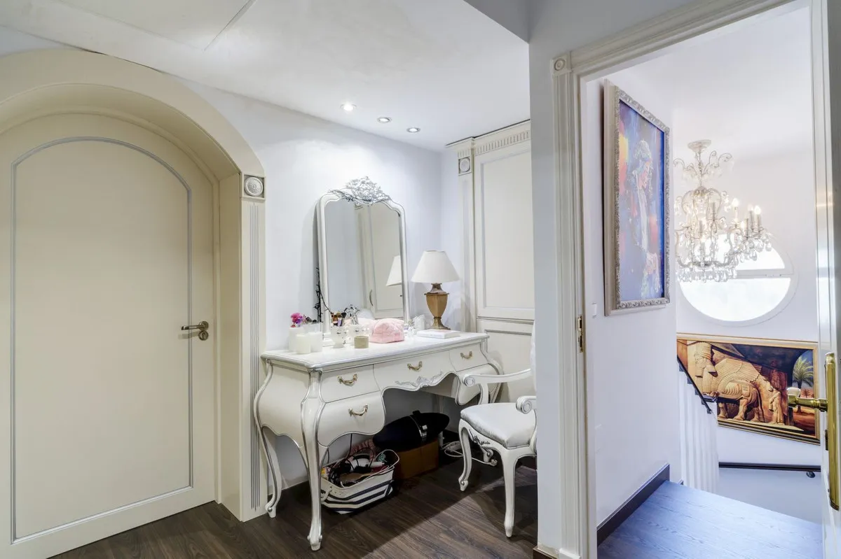 6f97f43e-b85d-4e49-a9e9-f19467e1848c