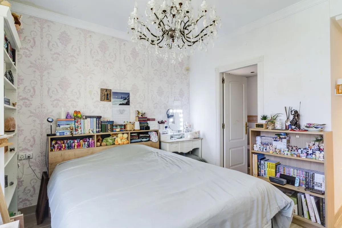 76095f97-0b43-43b2-b576-e7b508e2d33a