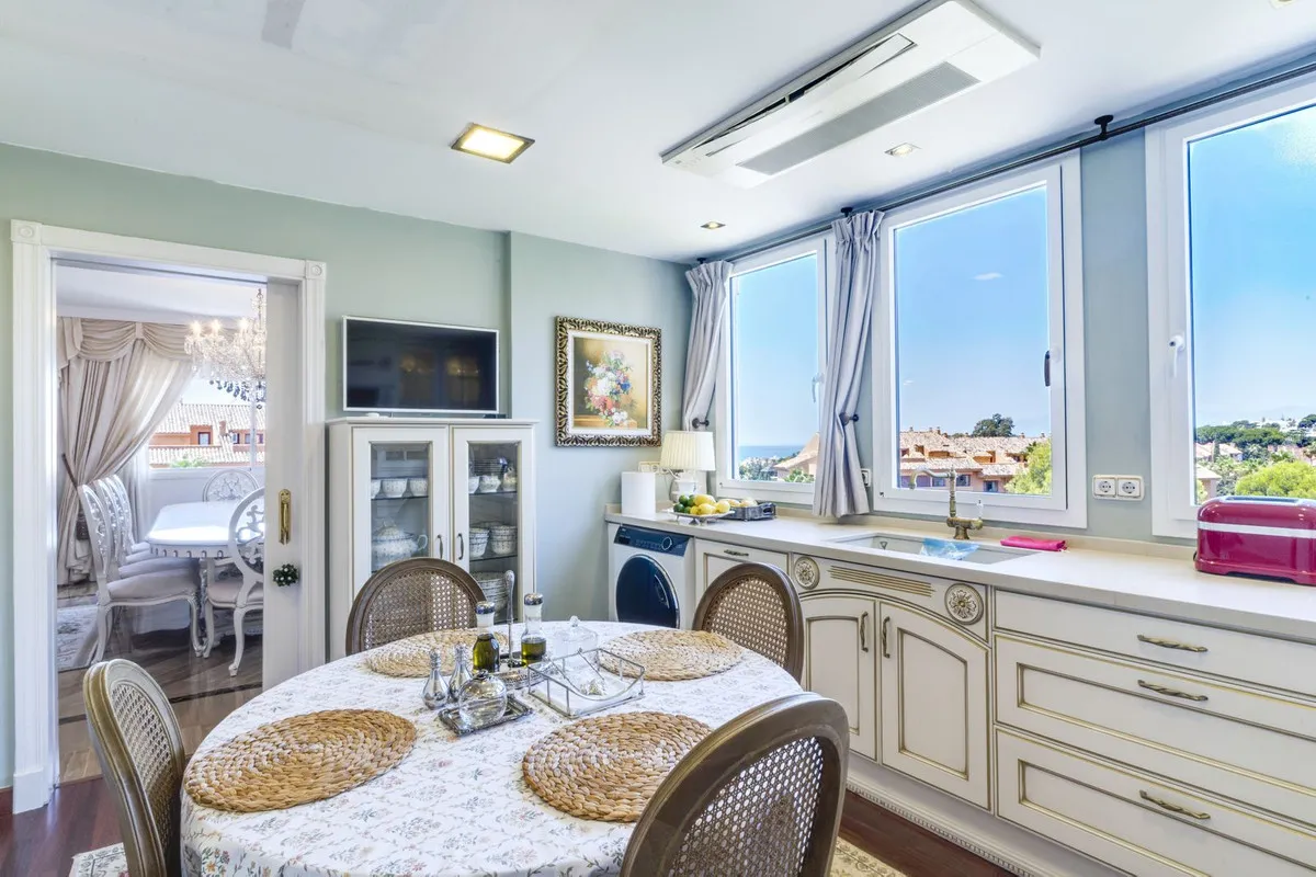 83a3944c-4c12-4818-b9c8-a1e7cce06d30