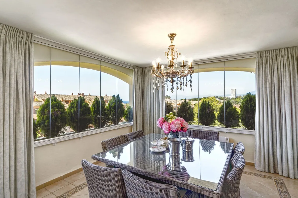 abe60d0b-0294-469e-89ee-594b9d0606ee