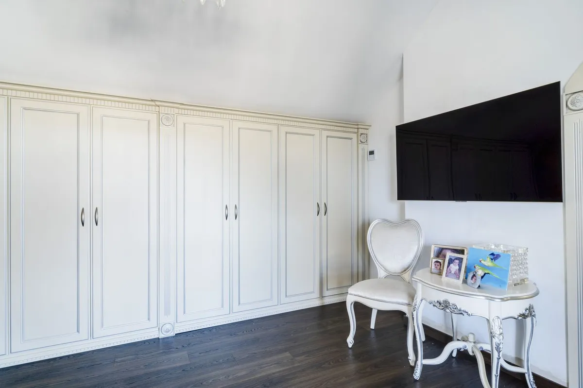 f8a12aa3-2f52-45d9-9c06-8b56b9e21916