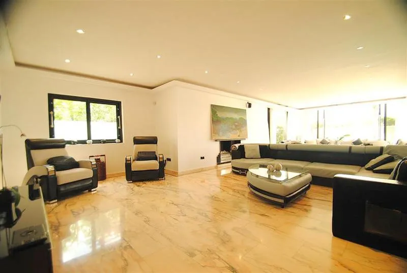 85ba57f9-177f-4949-a604-de92063528b6