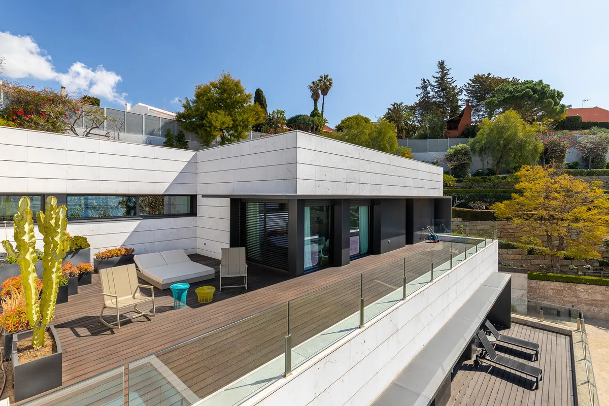 a4e3c8fe-ccd3-4544-85e1-07de62f52a1f