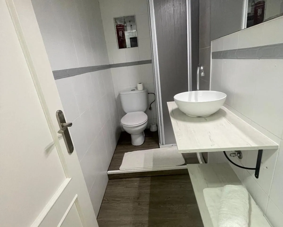 8ecab0c3-5881-4ece-a16d-8c015607cb73