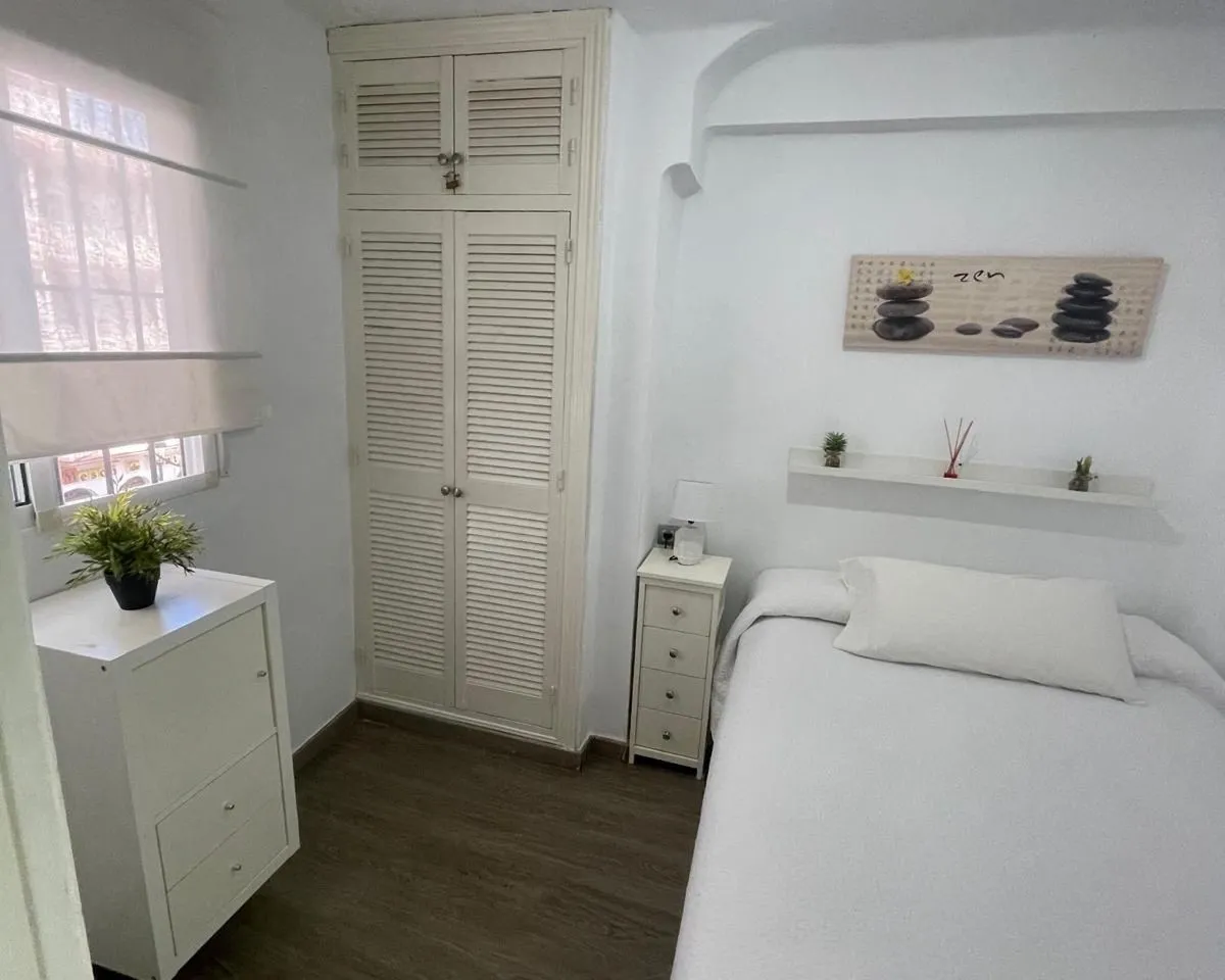 940ed16f-f2af-4582-a733-01ef47eedf4d