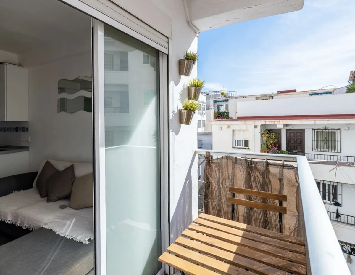 9b67bfaf-ac1a-44cd-acf4-2c2b4a211c73