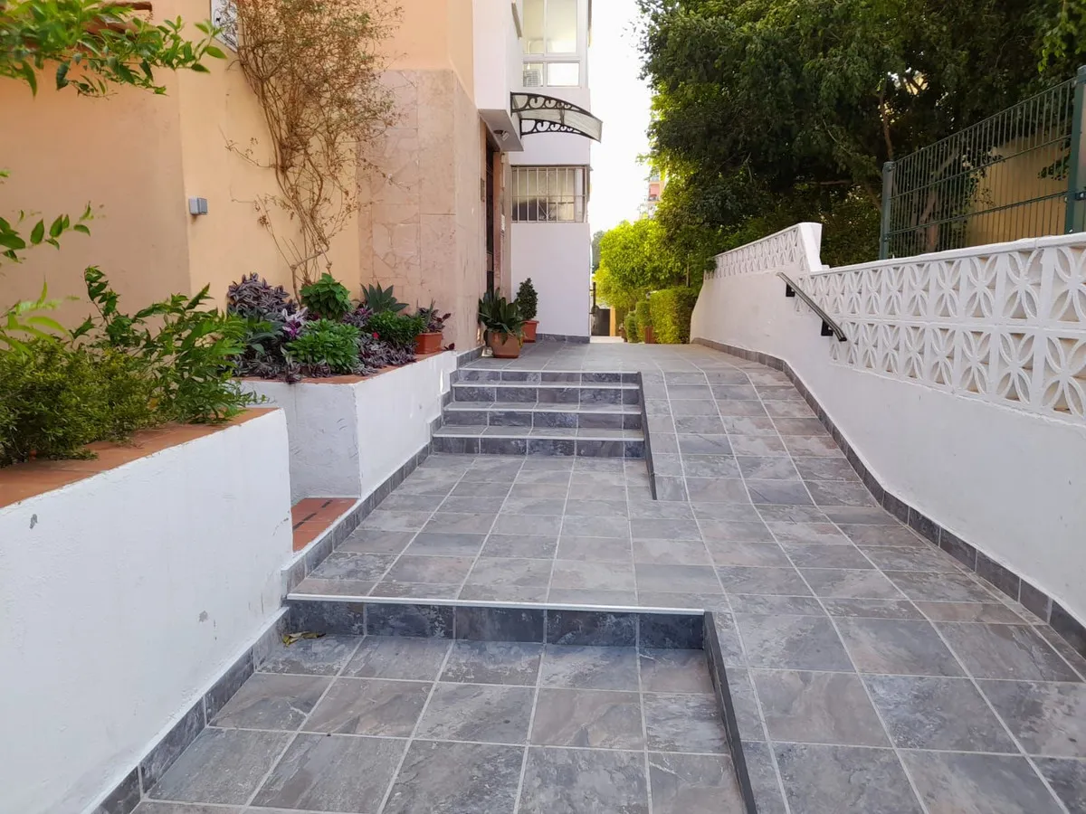 a11251f2-578e-4b23-9717-01c442593146