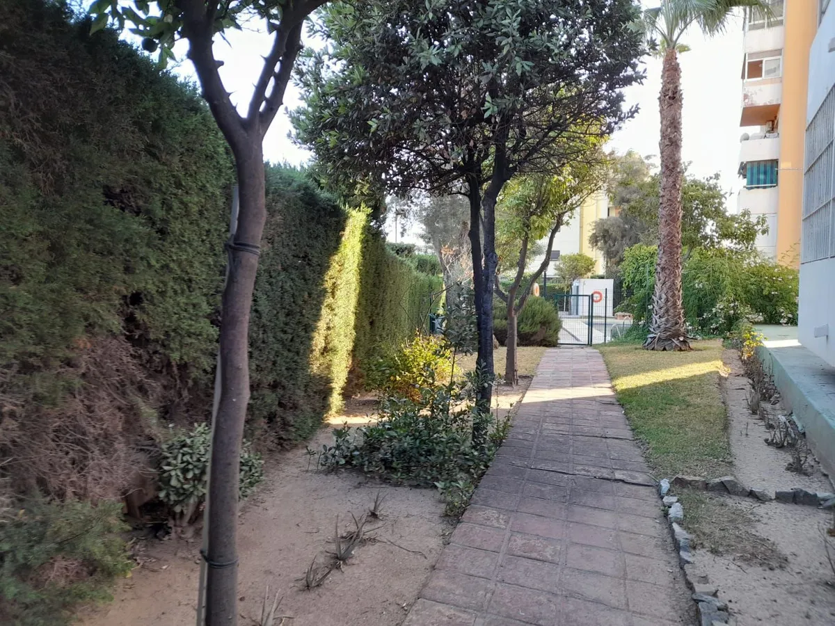 ec4bddeb-2356-4cd6-9e92-2be2e003fde0