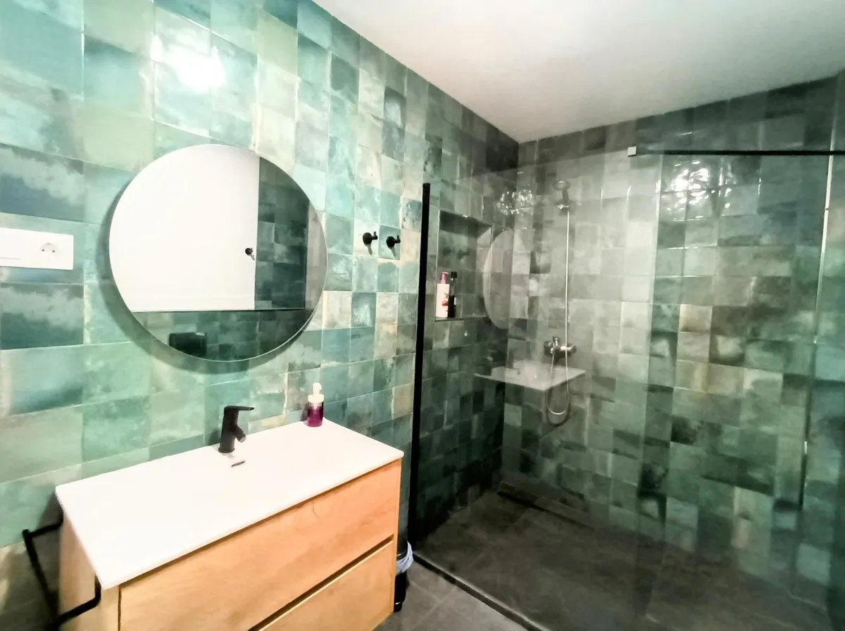 86050183-b8d5-4a56-8c2f-f8ad2ae452c7