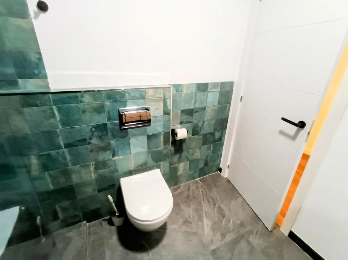 bd9e1cd8-3e8d-4bc5-98d3-3d7aeed38802