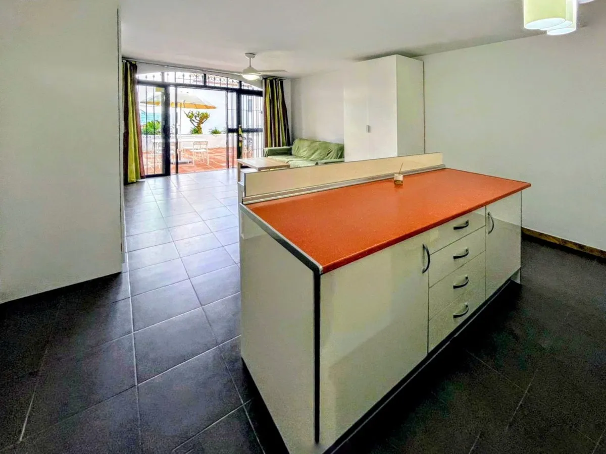 34a7214b-e957-4fa0-a818-39e8bee6ad8a