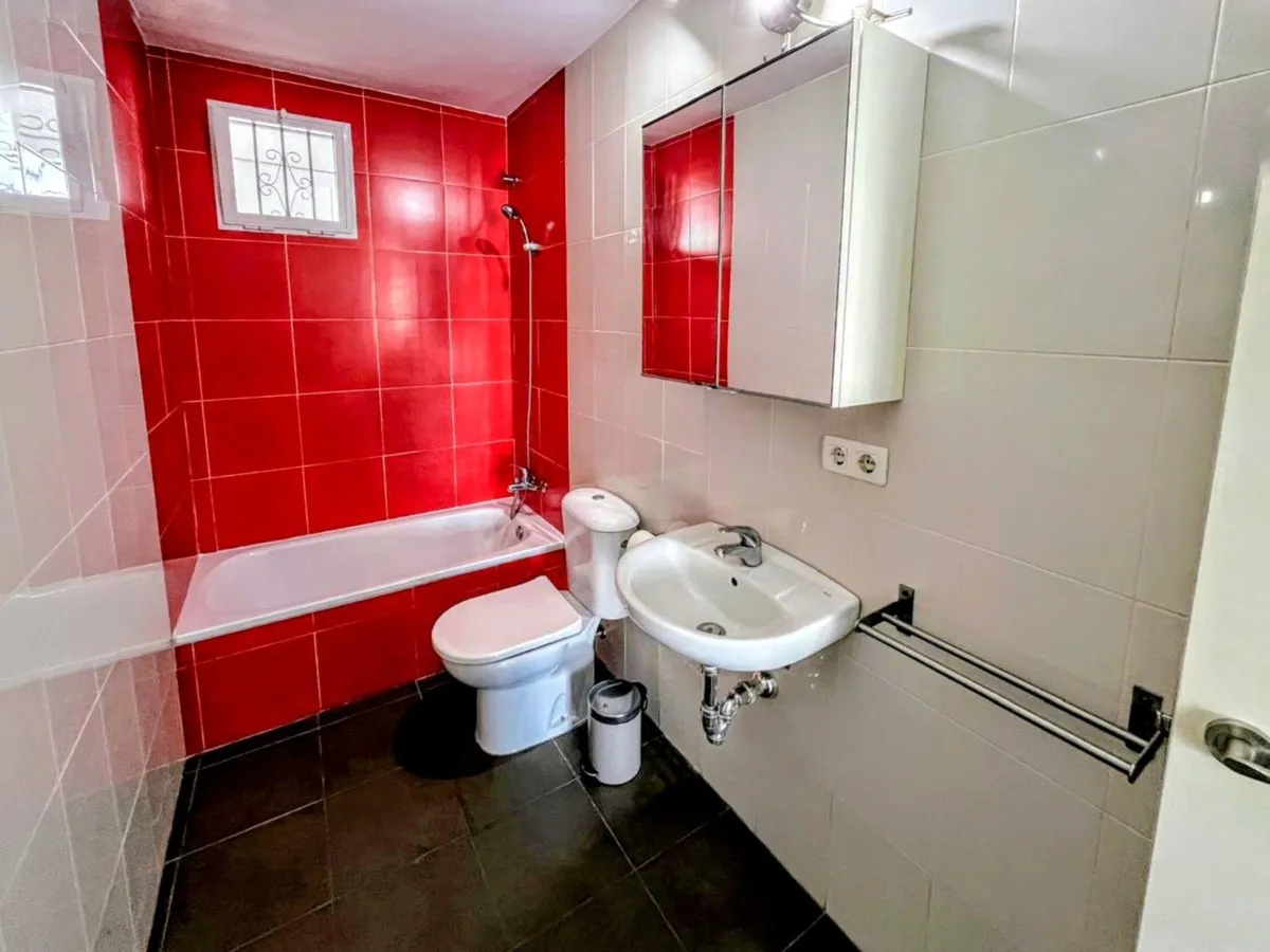 eb26989e-e592-47ed-b6d3-70045ed7406f