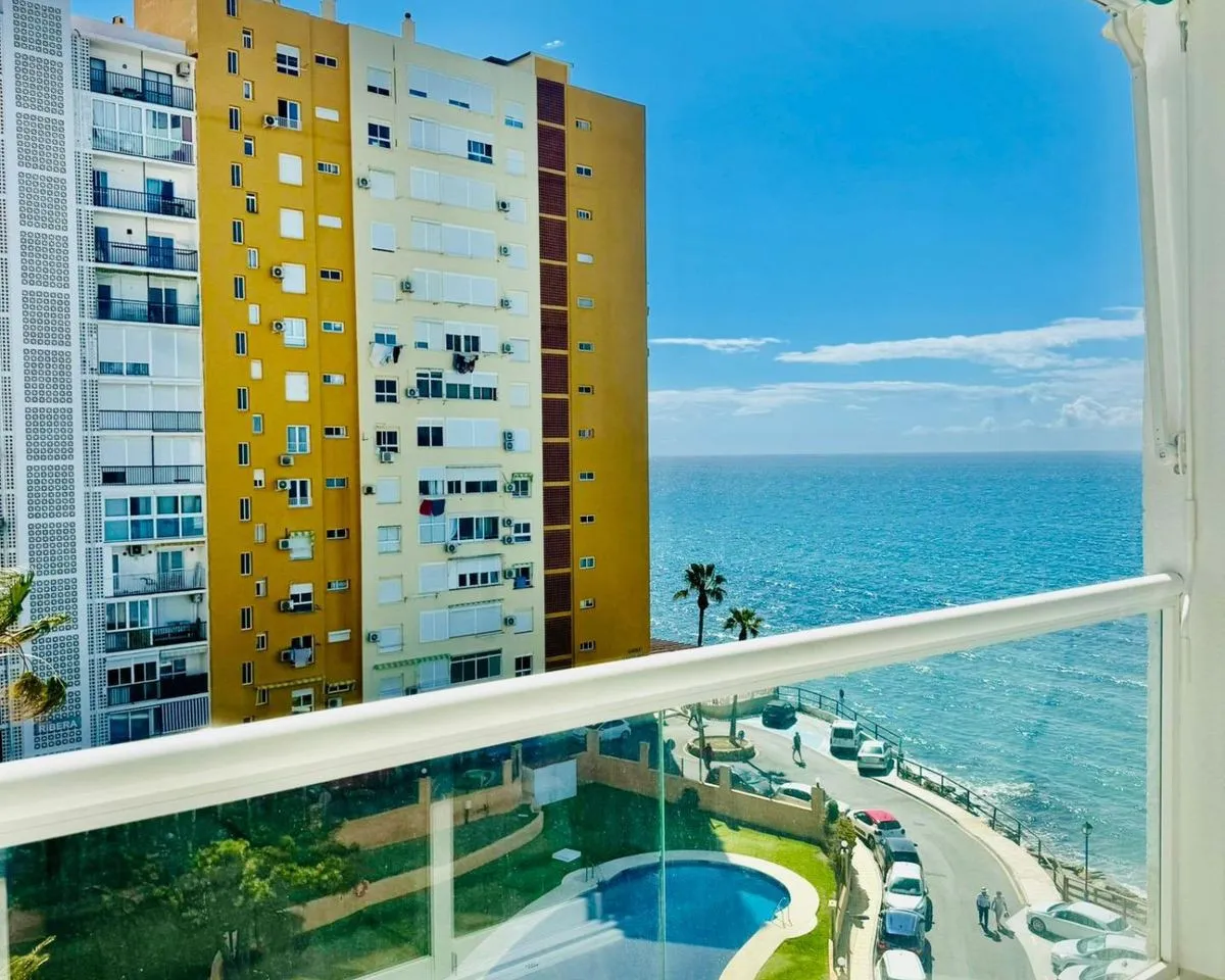 37d63968-6c7b-4327-940c-f4854b5ae56b