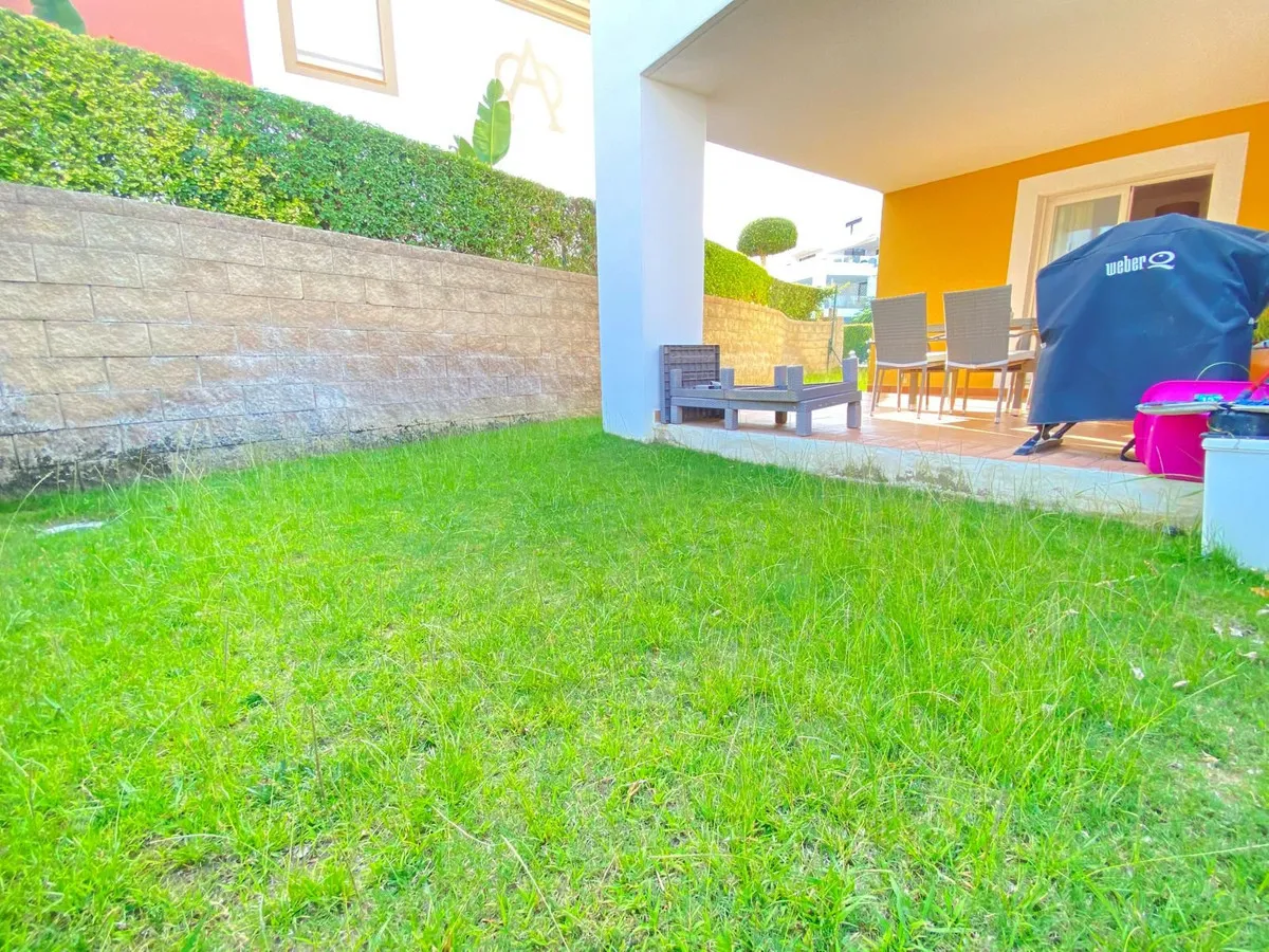 51ac0239-8f39-4e06-b18e-301d282aa961