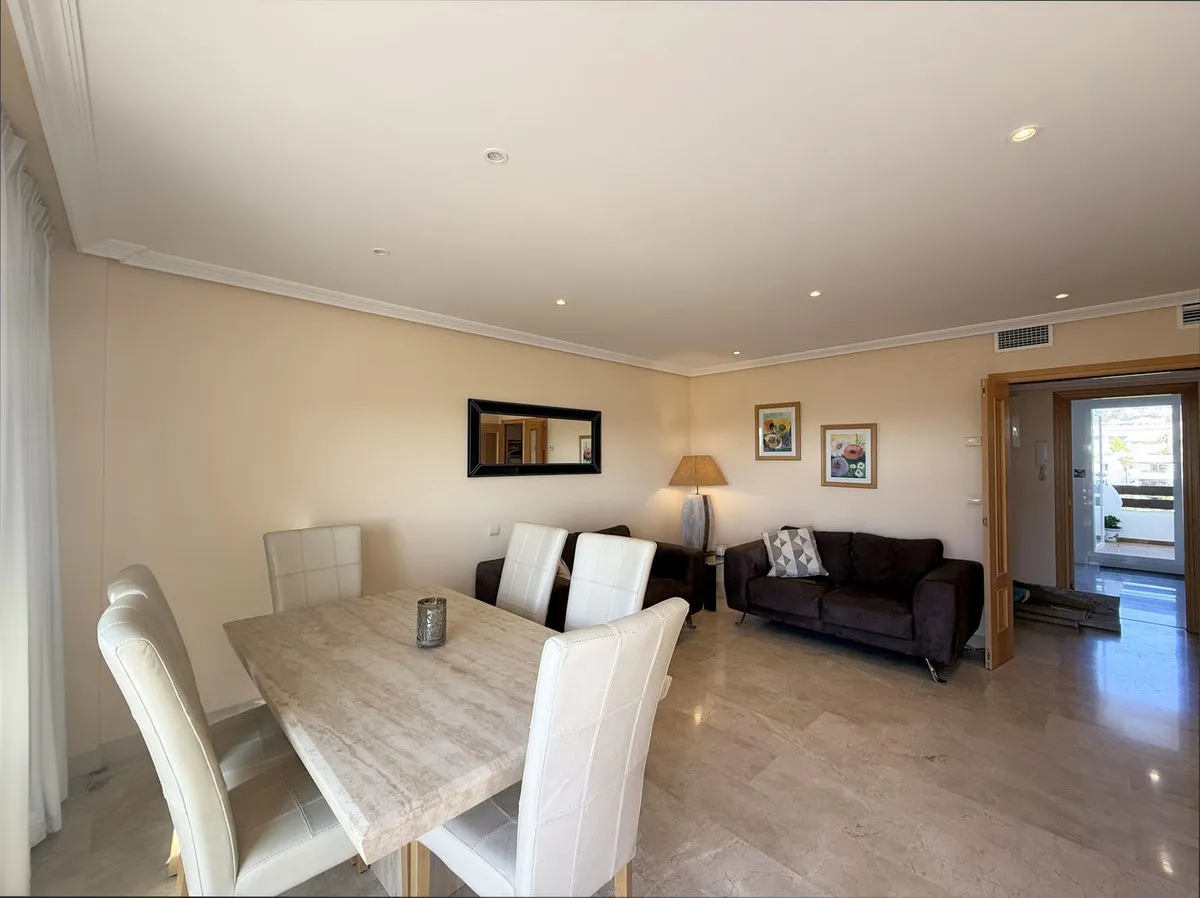 36eede75-13f1-4e54-b210-95dbc9cd55e9